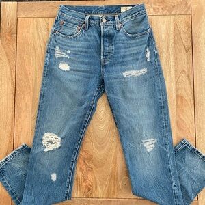 Levi's Women's Straight Leg Jeans - Classic Blue